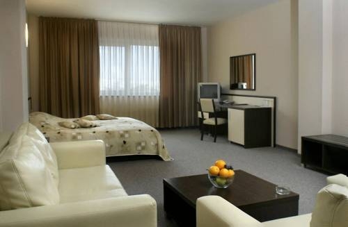 Imagen general del Hotel KENDROS. Foto 8
