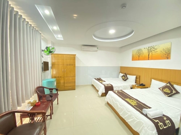 Imagen de la habitación del Hotel KHACH SAN PHU HUNG. Foto 3