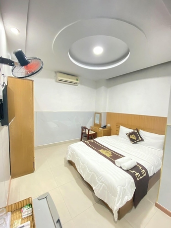 Imagen de la habitación del Hotel KHACH SAN PHU HUNG. Foto 6