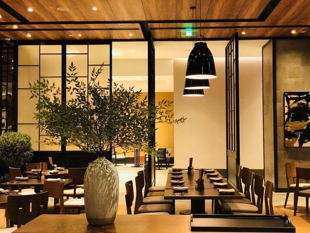 Imagen del bar/restaurante del Hotel KHOS Langfang. Foto 2
