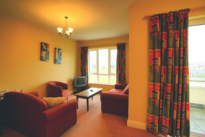 Imagen general del Hotel KILKEE BAY. Foto 8