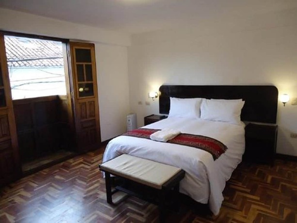 Imagen de la habitación del Hotel KIMSA. Foto 4