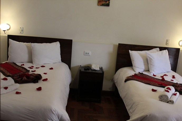 Imagen de la habitación del Hotel KIMSA. Foto 6