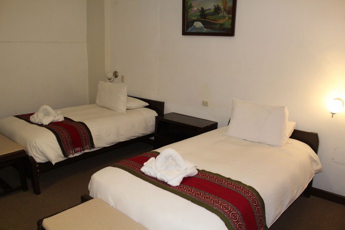 Imagen de la habitación del Hotel KIMSA. Foto 12