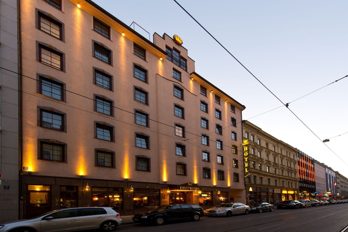 Imagen general del Hotel KING's First. Foto 1
