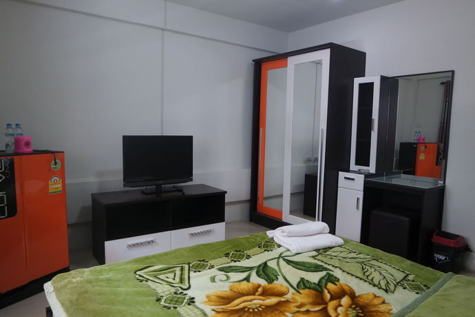 Imagen de la habitación del Hotel KJS Pattaya. Foto 6