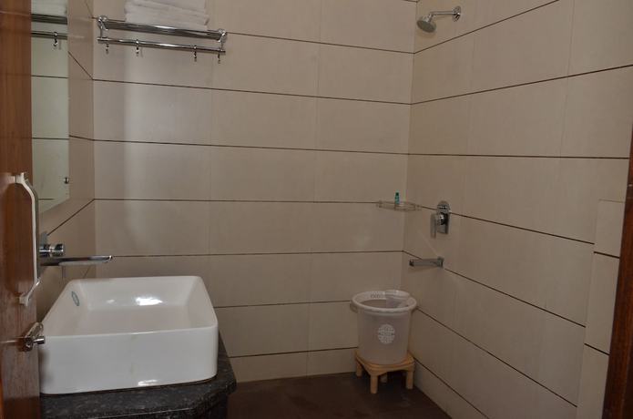 Imagen de la habitación del Hotel KK Continental. Foto 1