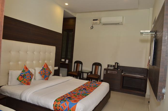 Imagen de la habitación del Hotel KK Continental. Foto 4
