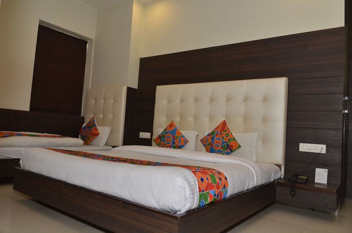 Imagen de la habitación del Hotel KK Continental. Foto 12