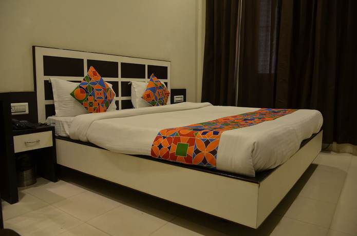 Imagen de la habitación del Hotel KK Continental. Foto 16