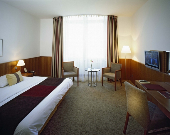 Imagen de la habitación del Hotel K+K Palais. Foto 7