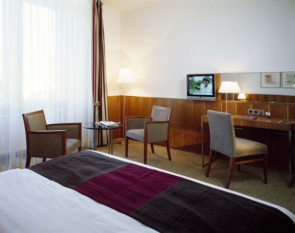 Imagen de la habitación del Hotel K+K Palais. Foto 8