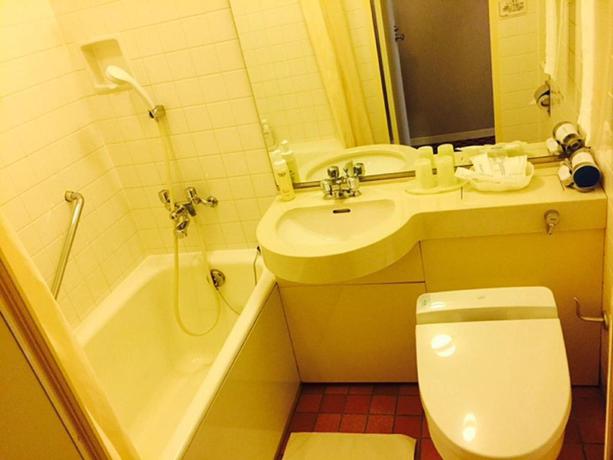 Imagen de la habitación del Hotel KKR Hotel Umeda. Foto 16
