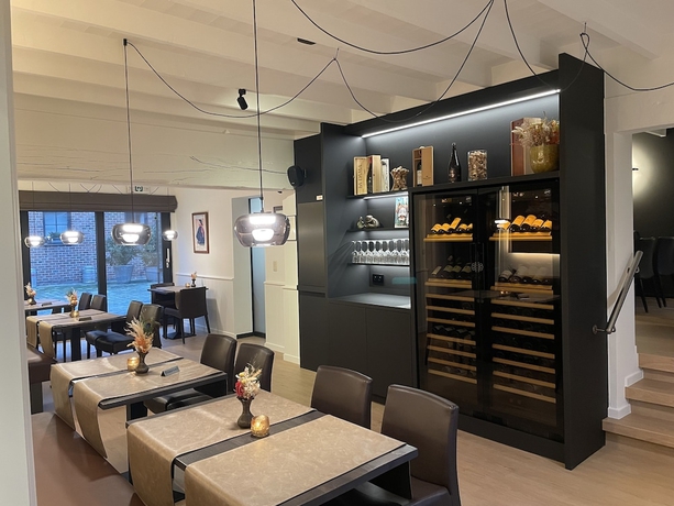 Imagen del bar/restaurante del Hotel KLEIN NEDERLO. Foto 4
