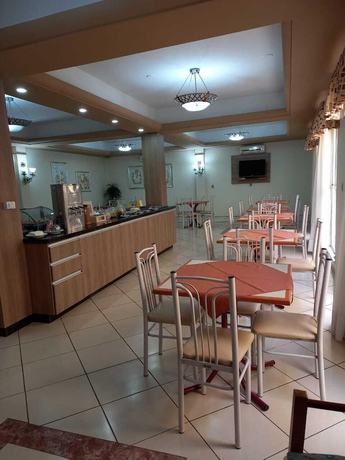 Imagen del bar/restaurante del Hotel KLEIN VILLE CENTRO ESTEIO. Foto 3