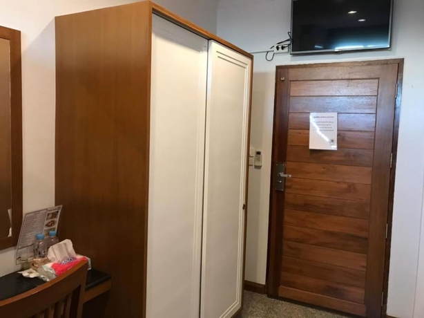 Imagen de la habitación del Hotel KM Condo. Foto 10