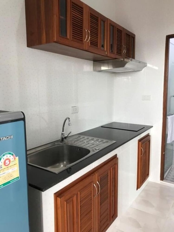 Imagen de los interiores del Hotel KM Condo. Foto 18