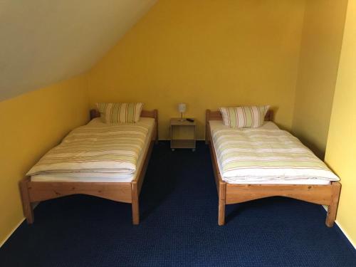 Imagen de la habitación del Hotel KM, Darmstadt. Foto 6