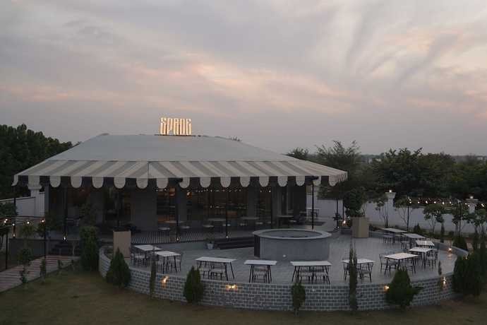 Imagen general del Hotel KMRs and Resorts. Foto 1
