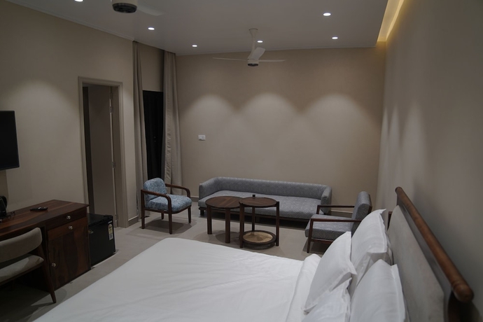 Imagen de la habitación del Hotel KMRs and Resorts. Foto 16