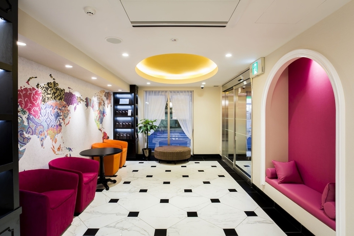 Imagen de los interiores del Hotel KOKO Hakata Station. Foto 16
