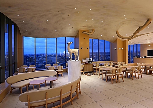 Imagen de los interiores del Hotel KOKO Kanazawa Station. Foto 12