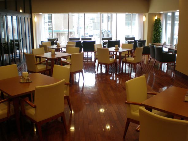 Imagen del bar/restaurante del Hotel KOKO Kobe Shinnagata. Foto 2