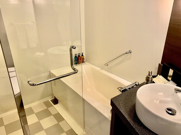 Imagen de la habitación del Hotel KOKO Premier Kanazawa Korinbo. Foto 17