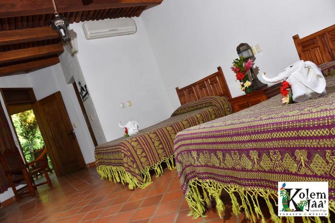 Imagen de la habitación del Hotel KOLEM JAA. Foto 7