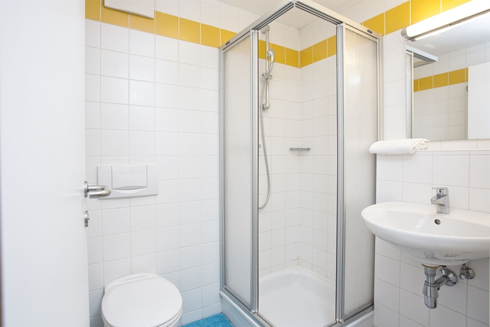 Imagen de la habitación del Hotel KOLPINGHAUS SALZBURG. Foto 4