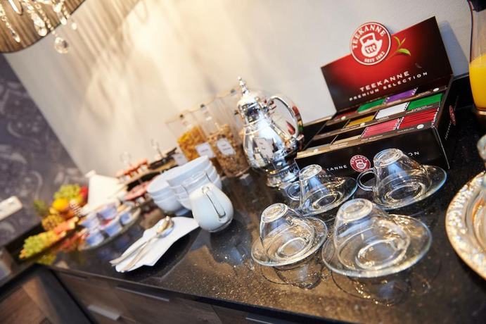 Imagen del bar/restaurante del Hotel KOMM\' IN. Foto 4