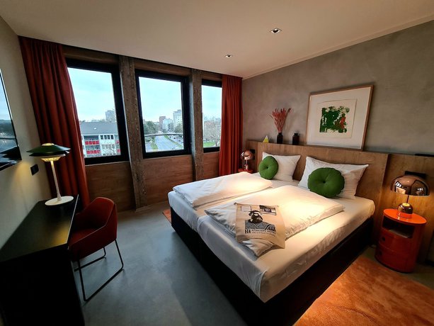 Imagen de la habitación del Hotel KONCEPT International. Foto 6