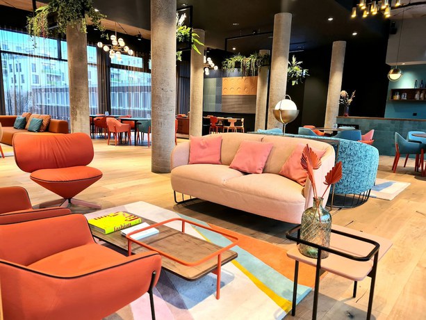 Imagen de los interiores del Hotel KONCEPT International. Foto 17