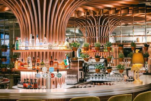 Imagen general del Hotel KOPSTER Hotel Residence Paris Ouest Colombes. Foto 8