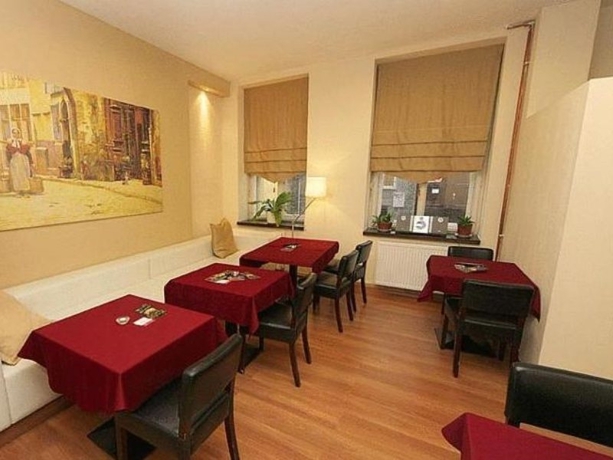 Imagen general del Hotel KORUNA, Praga. Foto 5