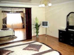 Imagen de la habitación del Hotel KOTOROSL. Foto 5