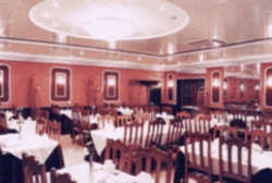 Imagen del bar/restaurante del Hotel KOTOROSL. Foto 4