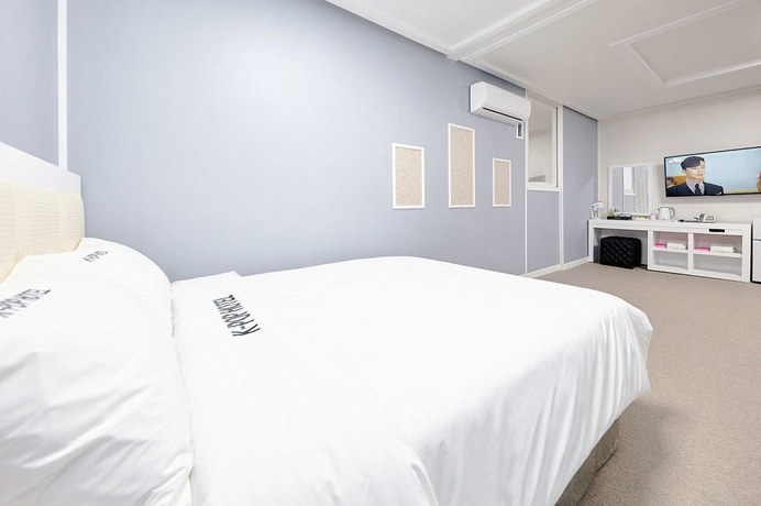 Imagen de la habitación del Hotel K-Pop. Foto 2
