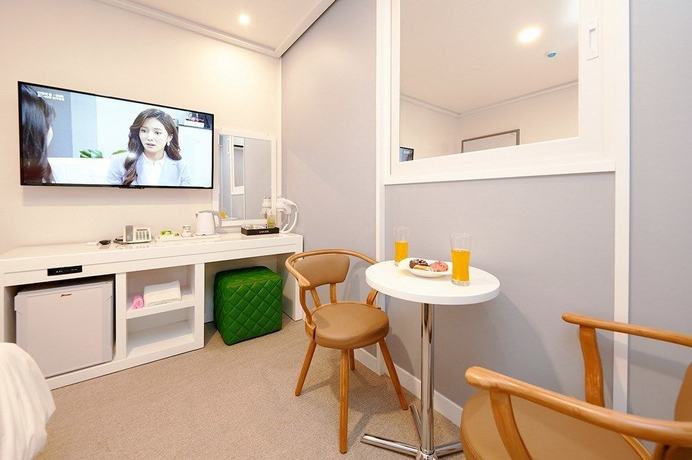 Imagen de la habitación del Hotel K-Pop. Foto 3