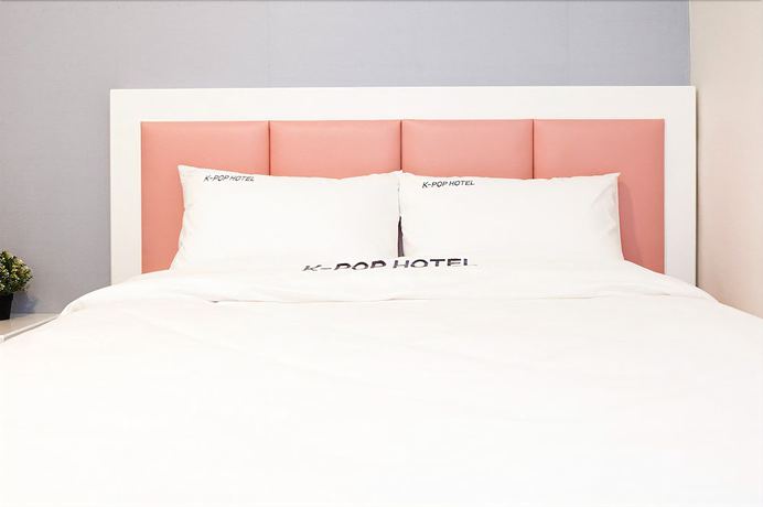 Imagen de la habitación del Hotel K-Pop. Foto 7