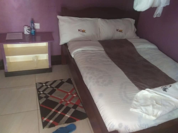 Imagen de la habitación del Hotel KQ Grill and Bistro. Foto 6