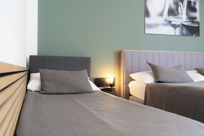 Imagen de la habitación del Hotel KRACHER. Foto 6