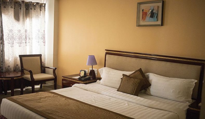 Imagen de la habitación del Hotel KRC Palace. Foto 16