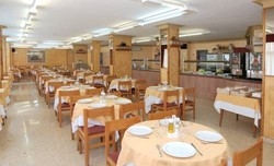 Imagen de los interiores del Hotel KROSS BAHIA DE PALMA. Foto 7