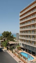 Imagen general del Hotel KROSS BAHIA DE PALMA. Foto 1