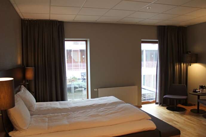 Imagen de la habitación del Hotel KRS LIVE. Foto 6