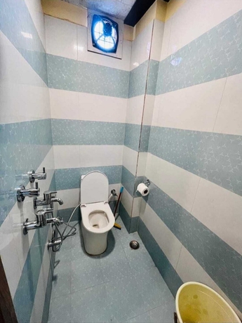 Imagen de la habitación del Hotel KS PAYING GUEST HOUSE VARANASI. Foto 10