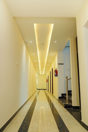 Imagen de los interiores del Hotel KS Palace. Foto 12