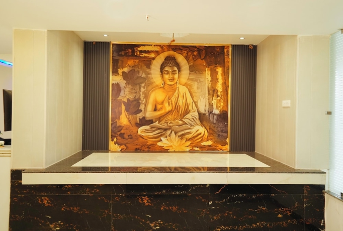 Imagen de los interiores del Hotel KS Palace. Foto 15