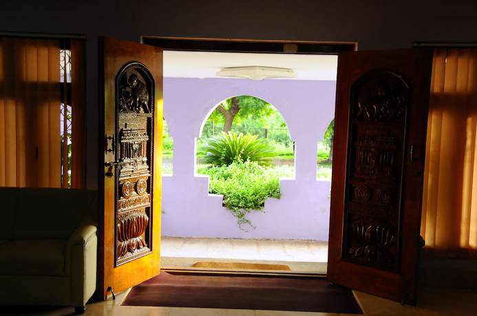 Imagen de los interiores del Hotel KSTDC Mayura Bhuvaneshwari. Foto 16